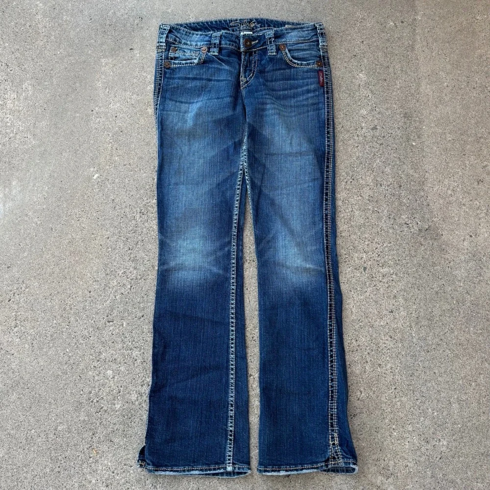 Silver Jeans Frances Bootcut Dark Wash Thick Stitching Jeans Women's Size 26x31 - Picture 1 of 3
